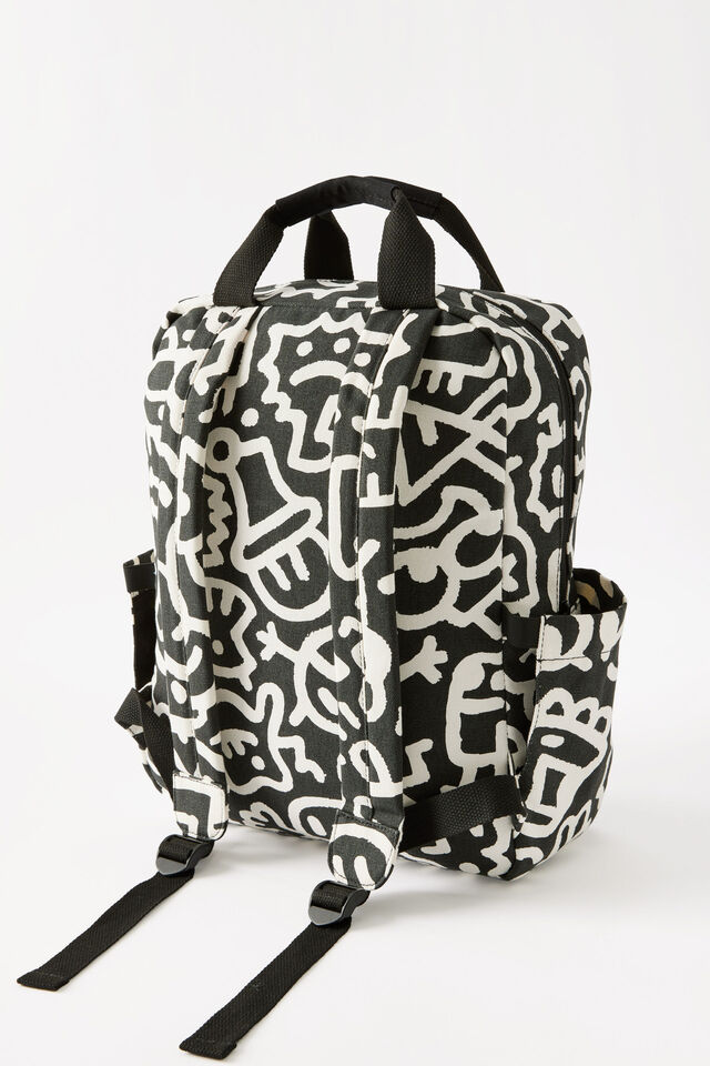 License Campus Backpack, LCN DOO DOODLE BOY / BLACK & WHITE