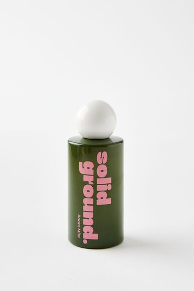 State Im In Mist, SOLID GROUND