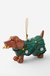 DACHSHUND THROUGH THE SNOW