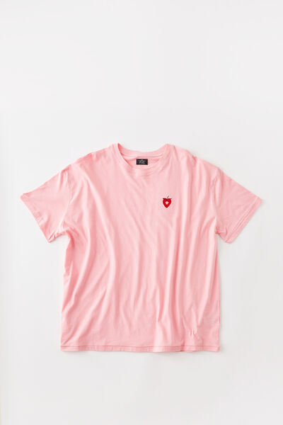 Oversized Tee Hee, SWEET STRAWBERRIES