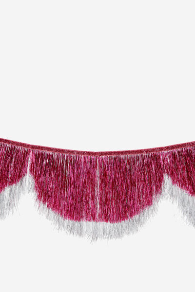 Tinsel Fringe Scallop Garland, SILVER AND POSIE