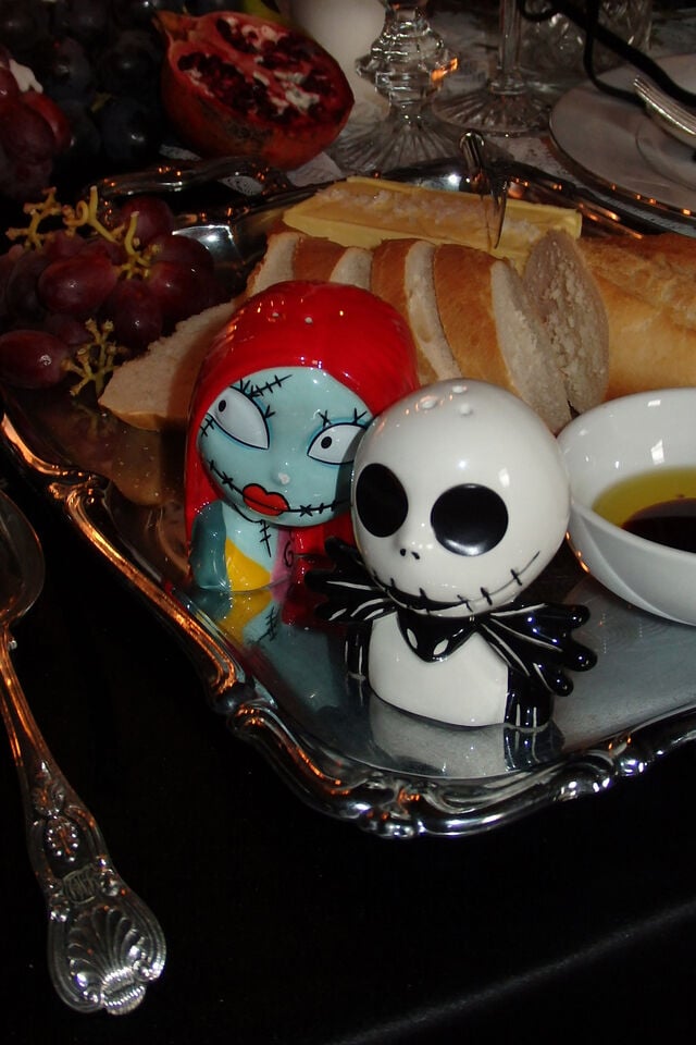 Novelty Christmas Shakers, LCN DIS NIGHTMARE SALLY & JACK
