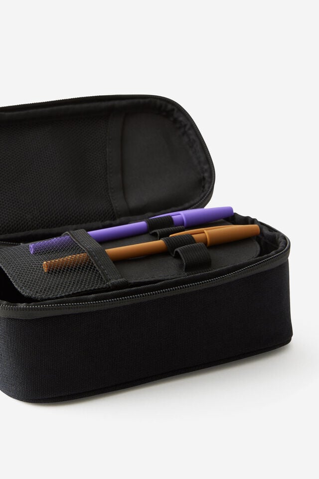 Lcn Arlow Canvas Pencil Case, LCN BT21 HEART BLACK