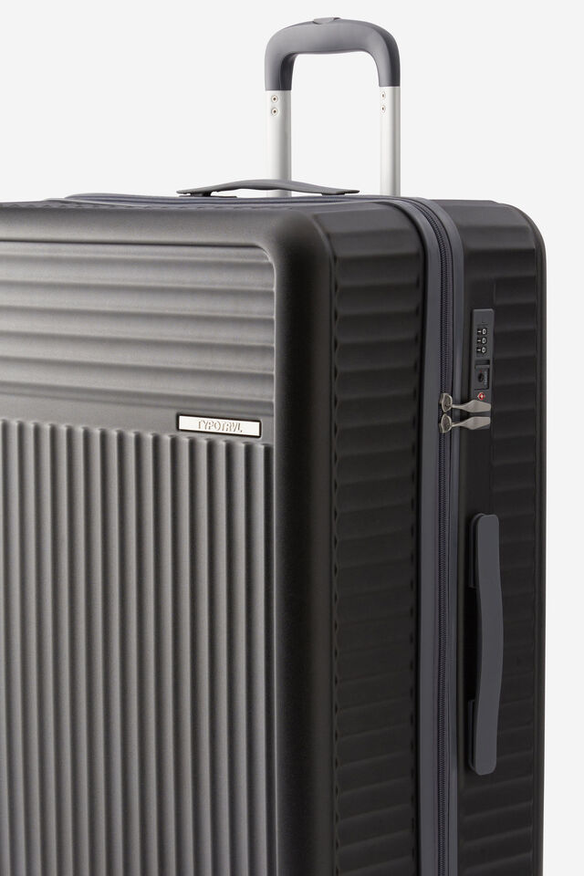Traveller 28 Inch Large Suitcase, BLACK