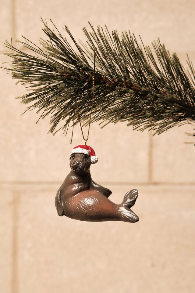 Resin Christmas Ornament, BABY SEAL SANTA HAT