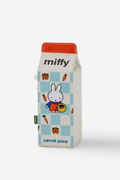Collectors Novelty Shaped Case, LCN MIF MIFFY CARROT JUICE