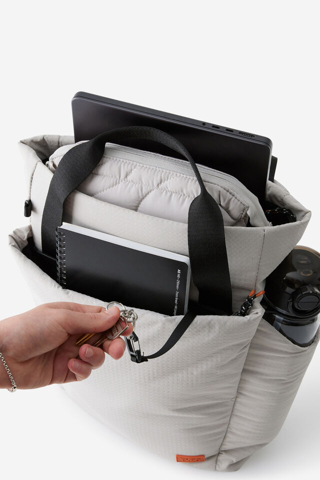 Metro 2 In 1 Backpack, RIVER GUM