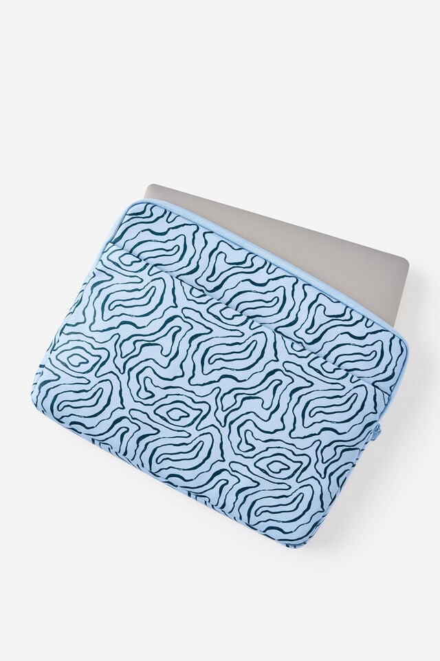 Pro 16 Inch Laptop Case, TYPOGRAPHIC / BLUE SKIES