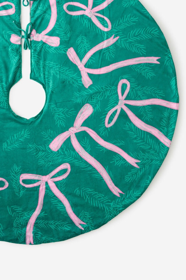 Collab Tree Skirt, PINK RIBBONS