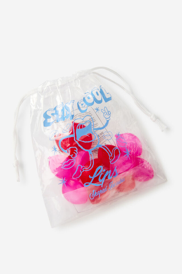 Shaped Ice Cubes, LIPS