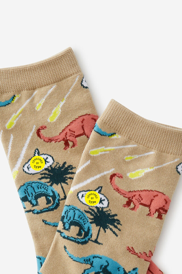 Socks, DINOS UNDER ATTACK!