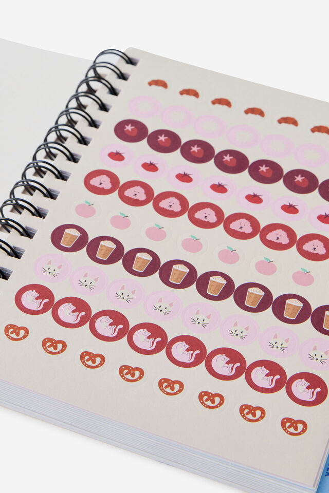 26/27 Weekly Planner, ECRU STRAWBERRIES