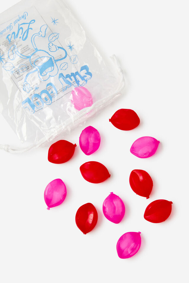 Shaped Ice Cubes, LIPS