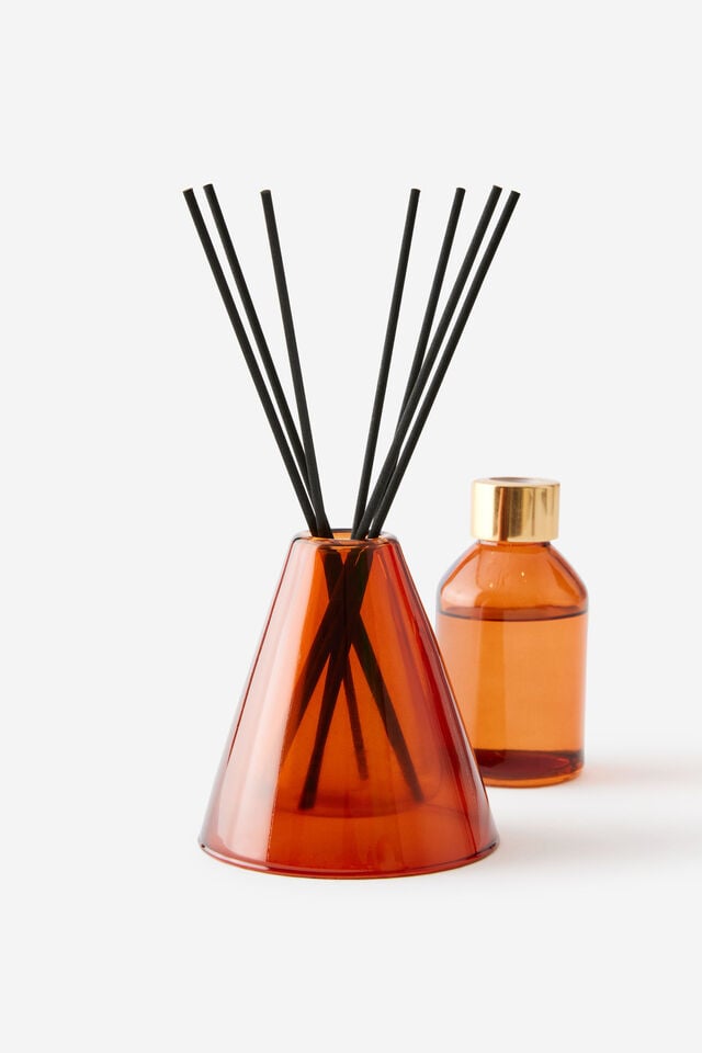Signature Reed Diffuser, CEDAR
