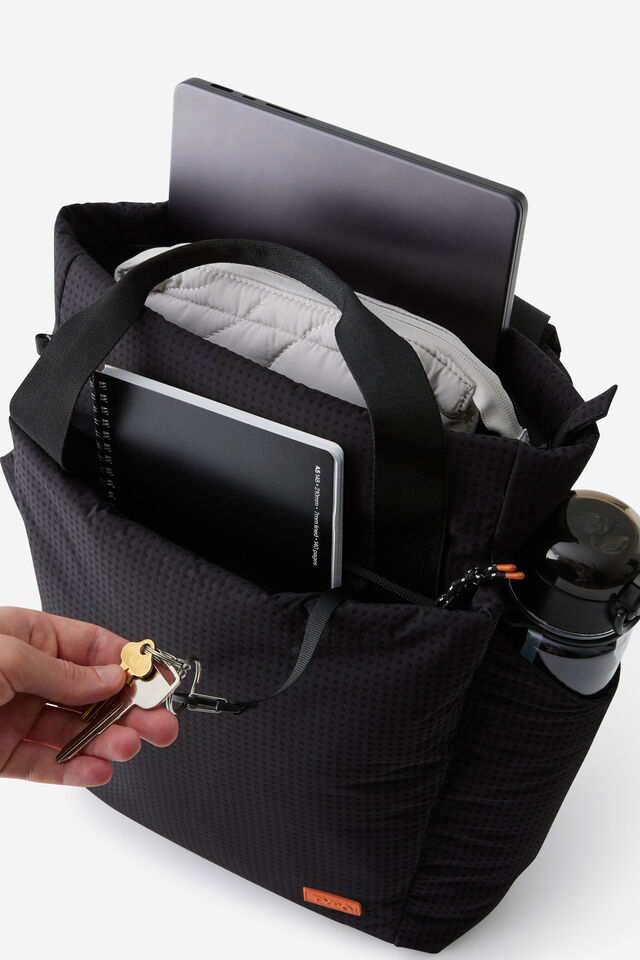 Metro 2 In 1 Backpack, BLACK