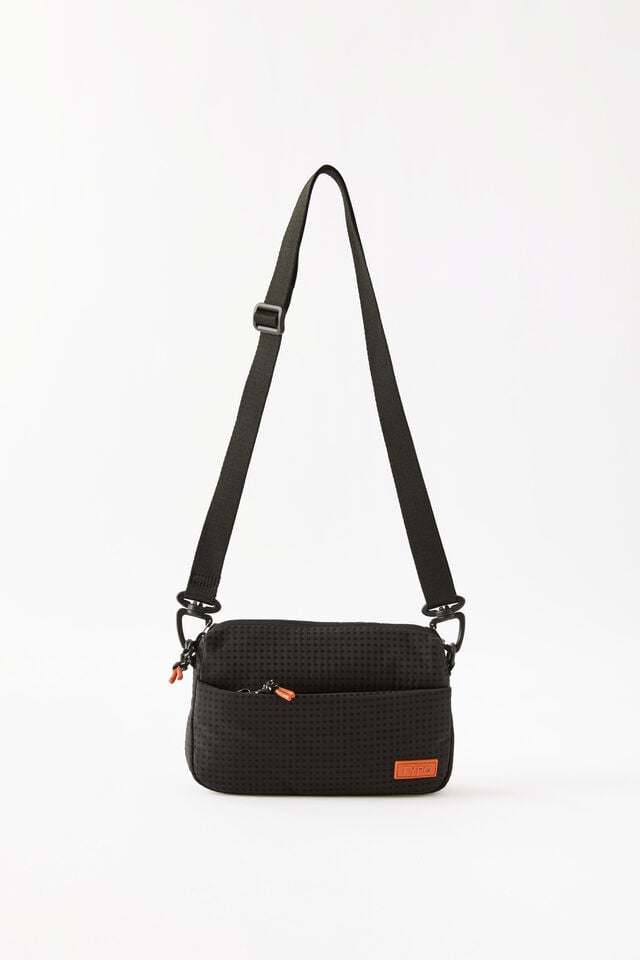 Metro Crossbody, BLACK