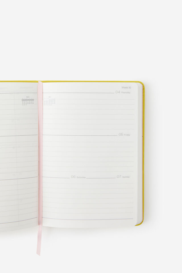 2027 B6 Weekly On Schedule Diary, WASABI/STRAWBERRY MILK