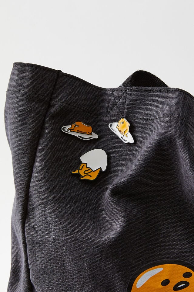 Collab Enamel Pins 3Pack, LCN SAN GUDETAMA / EGG