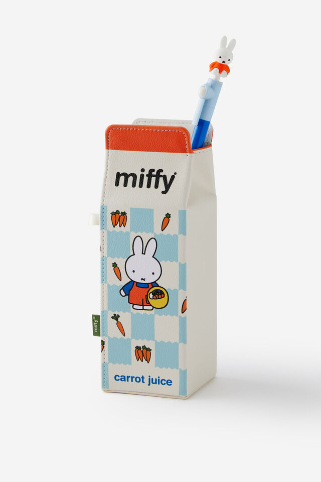 Collectors Novelty Shaped Case, LCN MIF MIFFY CARROT JUICE