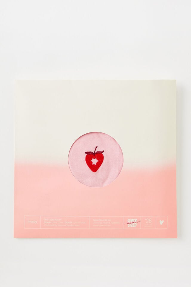 Oversized Tee Hee, SWEET STRAWBERRIES