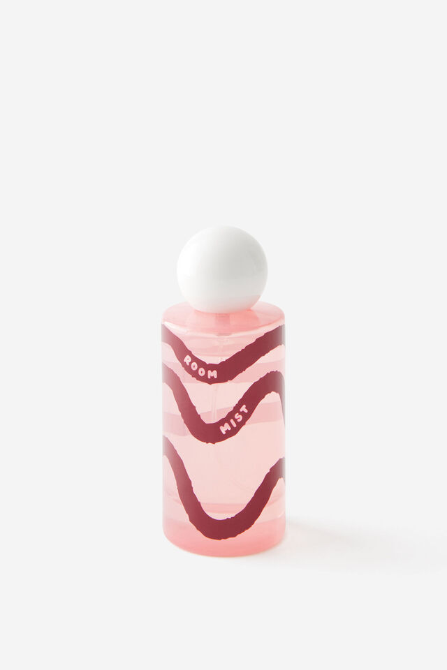 State Im In Mist, STRAWBERRY MILK