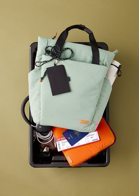 Travel & Tech. Click to shop.